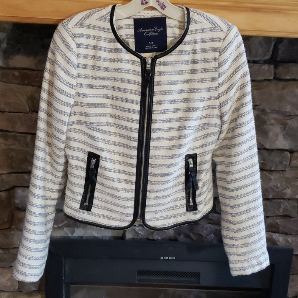 ⚡SALE⚡AE Tweed gold peppered zip Blazer sz s